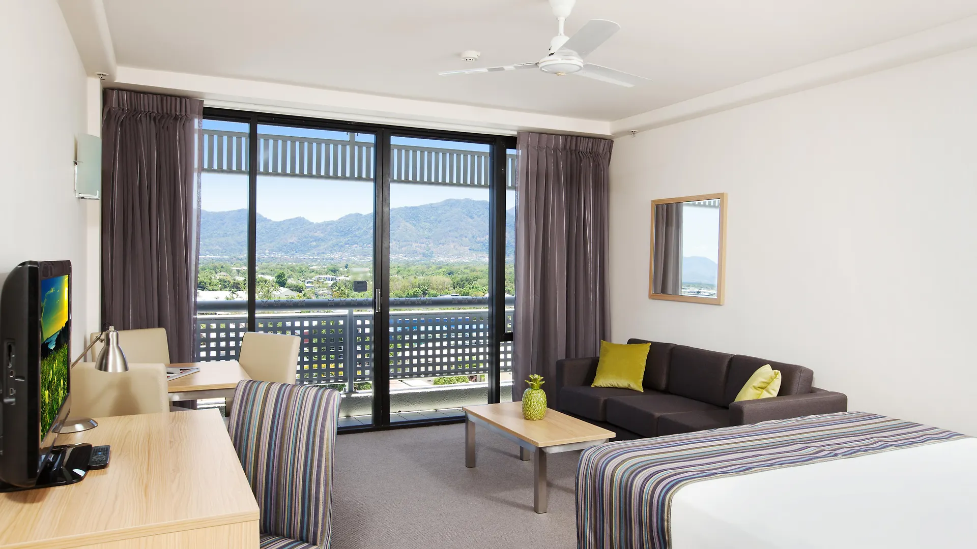 Rydges Esplanade Resort Κερνς 4*,  Αυστραλία