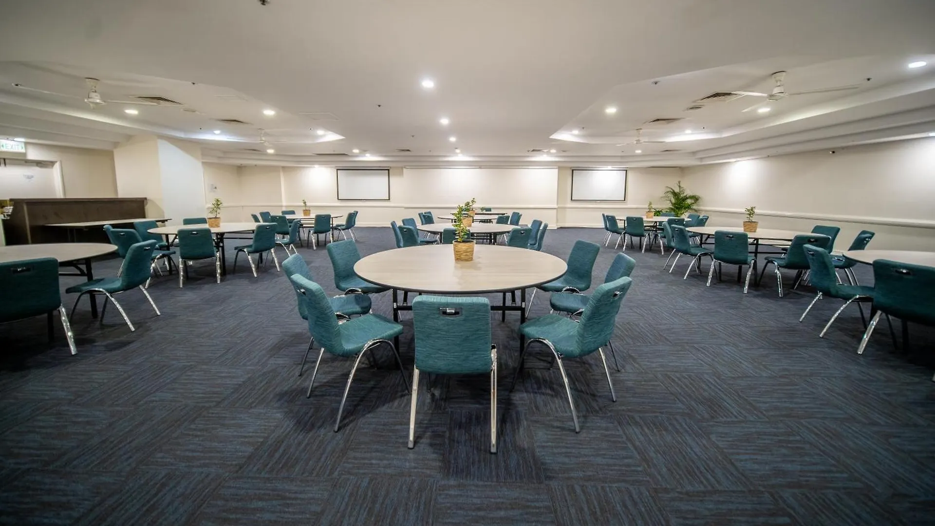 Rydges Esplanade Resort Κερνς
